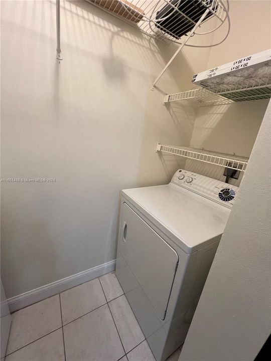 Recently Rented: $2,200 (2 beds, 2 baths, 1114 Square Feet)