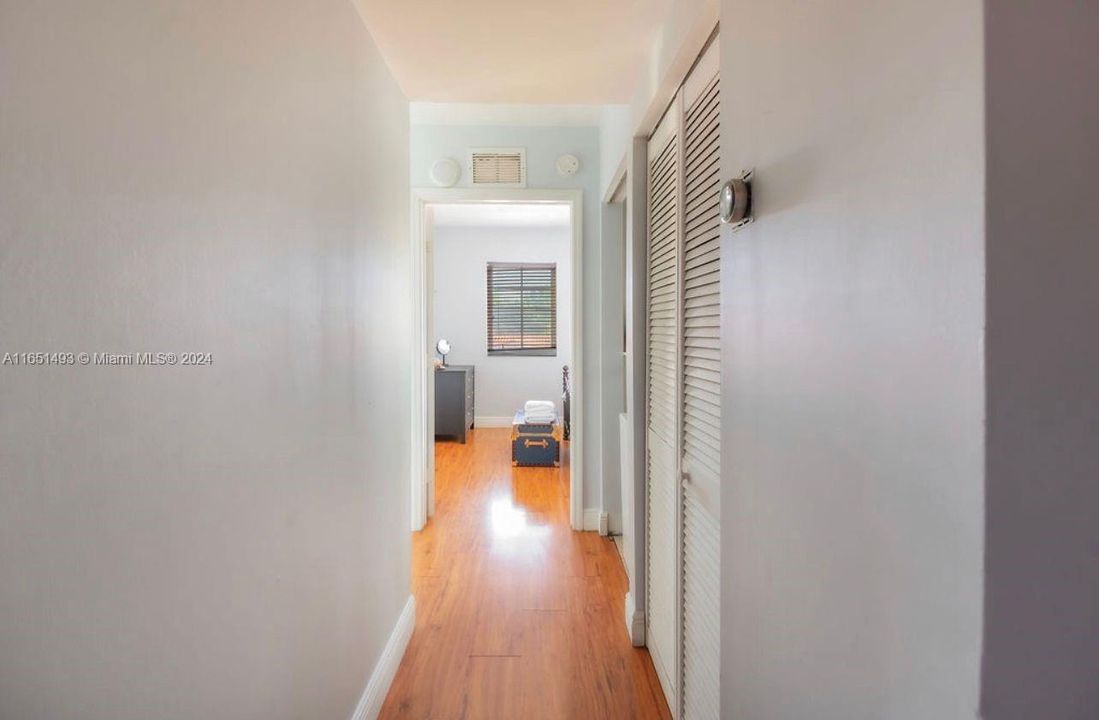 Active With Contract: $3,300 (2 beds, 2 baths, 1235 Square Feet)