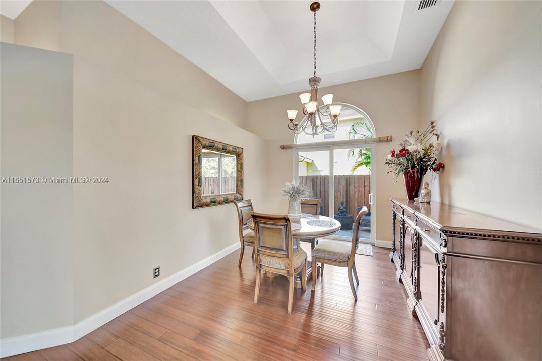 Active With Contract: $875,000 (4 beds, 2 baths, 2370 Square Feet)