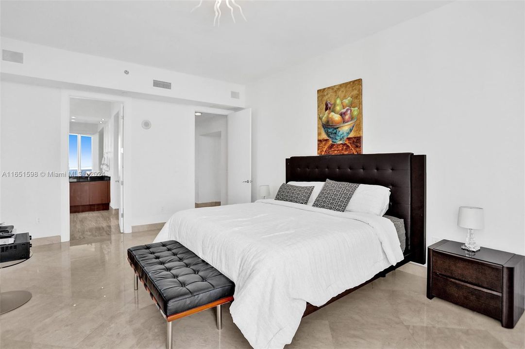 MASTER'S BEDROOM WITH ITS OWN BALCONY , OCEAN VIEW