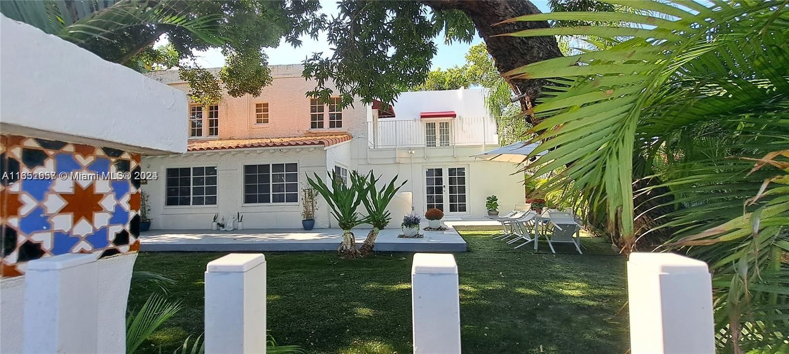 En Venta: $1,080,000 (3 camas, 2 baños, 1284 Pies cuadrados)