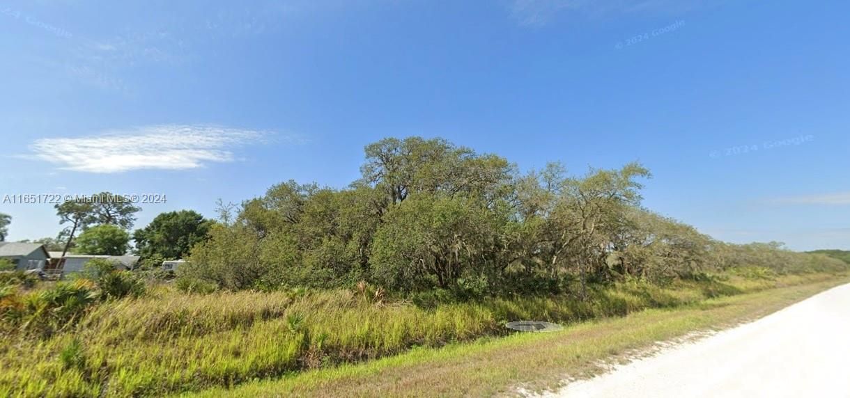 En Venta: $15,000 (0.23 acres)