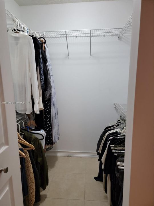 WALK IN MASTER BEDROOM CLOSET