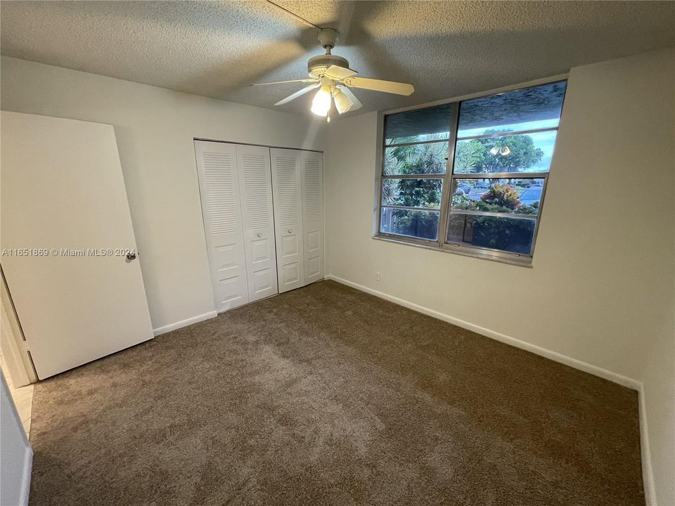 For Sale: $145,000 (2 beds, 2 baths, 1006 Square Feet)