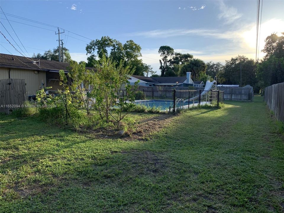 For Sale: $405,000 (3 beds, 2 baths, 2066 Square Feet)