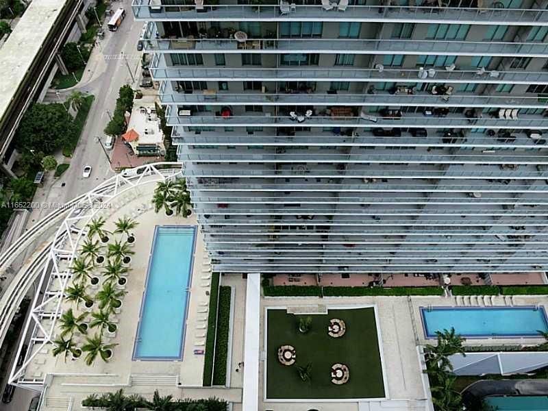 Недавно арендовано: $3,800 (2 спален, 2 ванн, 1013 Квадратных фут)