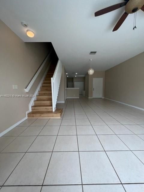 For Rent: $3,400 (3 beds, 2 baths, 1461 Square Feet)