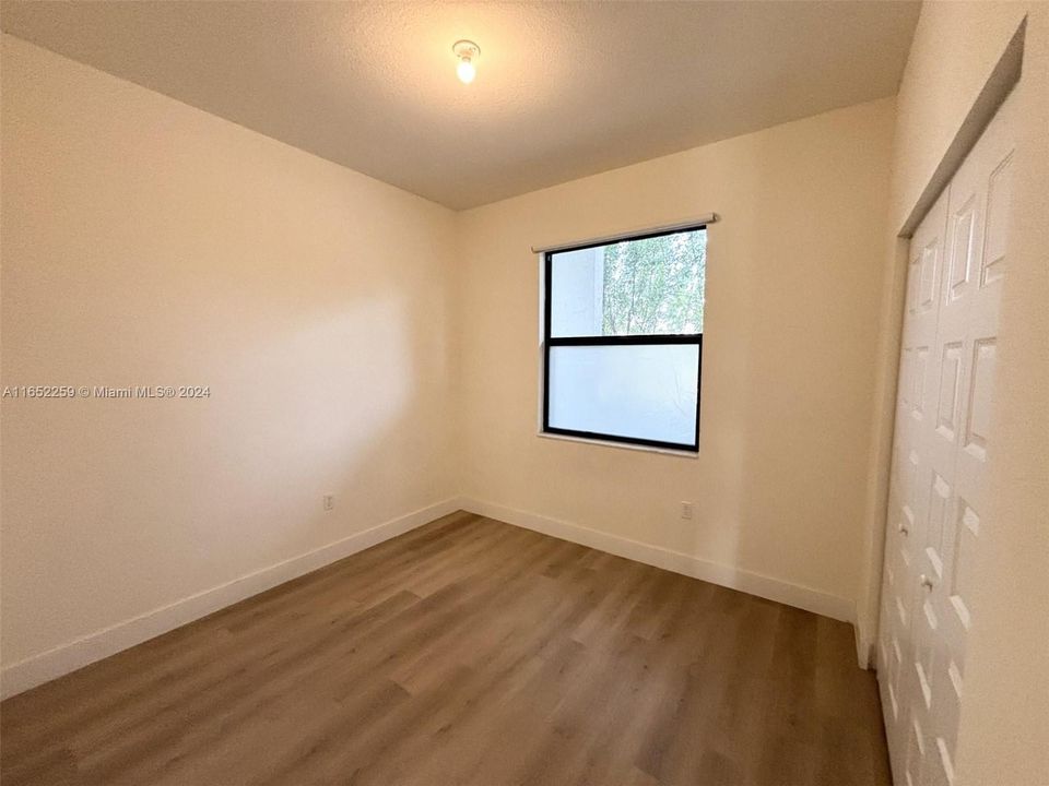 Active With Contract: $3,150 (2 beds, 2 baths, 1135 Square Feet)