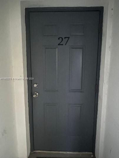 Recently Rented: $2,200 (2 beds, 1 baths, 700 Square Feet)