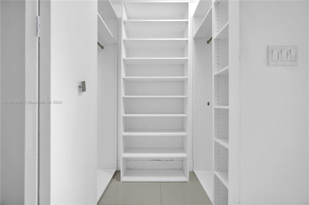 Недавно арендовано: $5,550 (2 спален, 2 ванн, 1171 Квадратных фут)