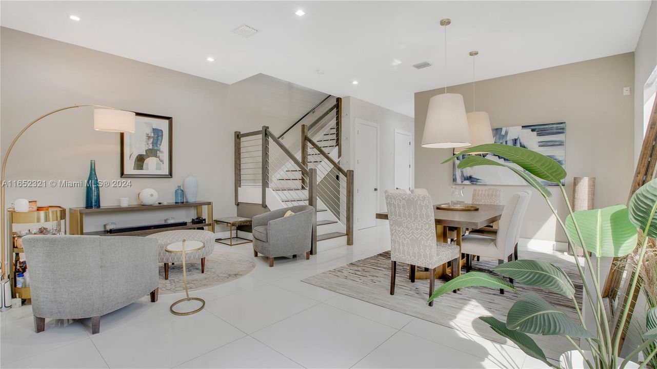 Recently Sold: $1,095,000 (3 beds, 3 baths, 2256 Square Feet)