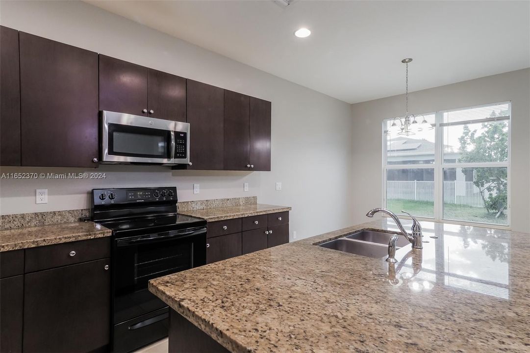 Active With Contract: $2,510 (3 beds, 2 baths, 2828 Square Feet)