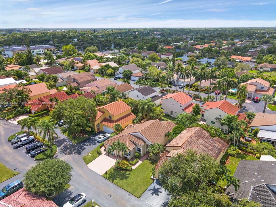 For Sale: $627,000 (3 beds, 2 baths, 1593 Square Feet)