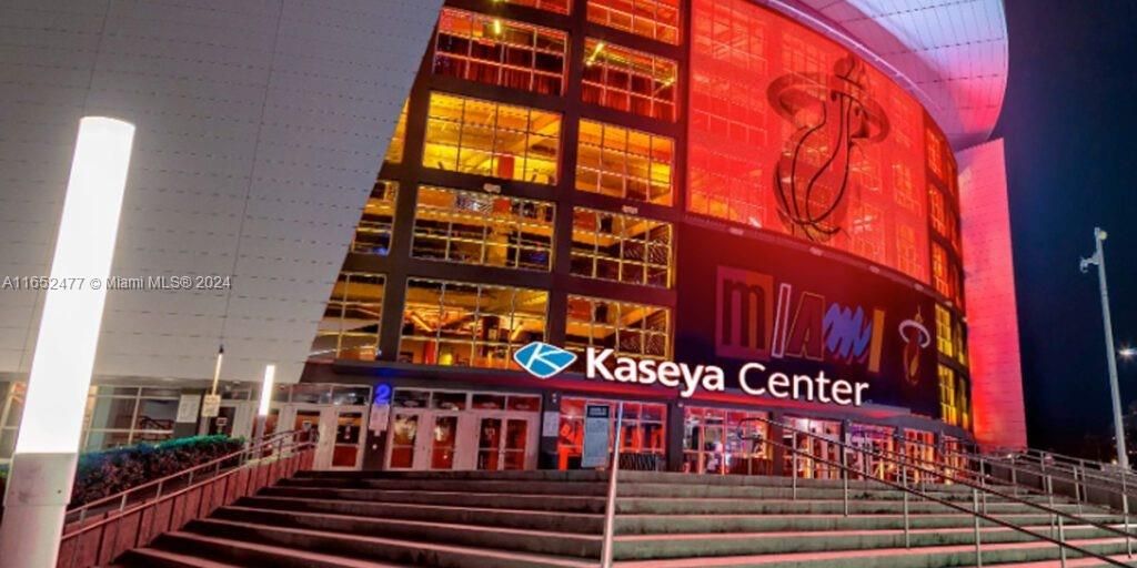 Walking distance to the Kaseya Center