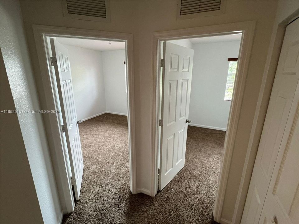 For Rent: $2,500 (3 beds, 2 baths, 1580 Square Feet)