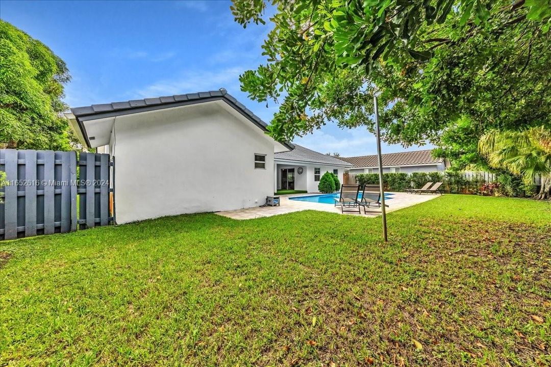 Active With Contract: $1,299,900 (4 beds, 2 baths, 2839 Square Feet)