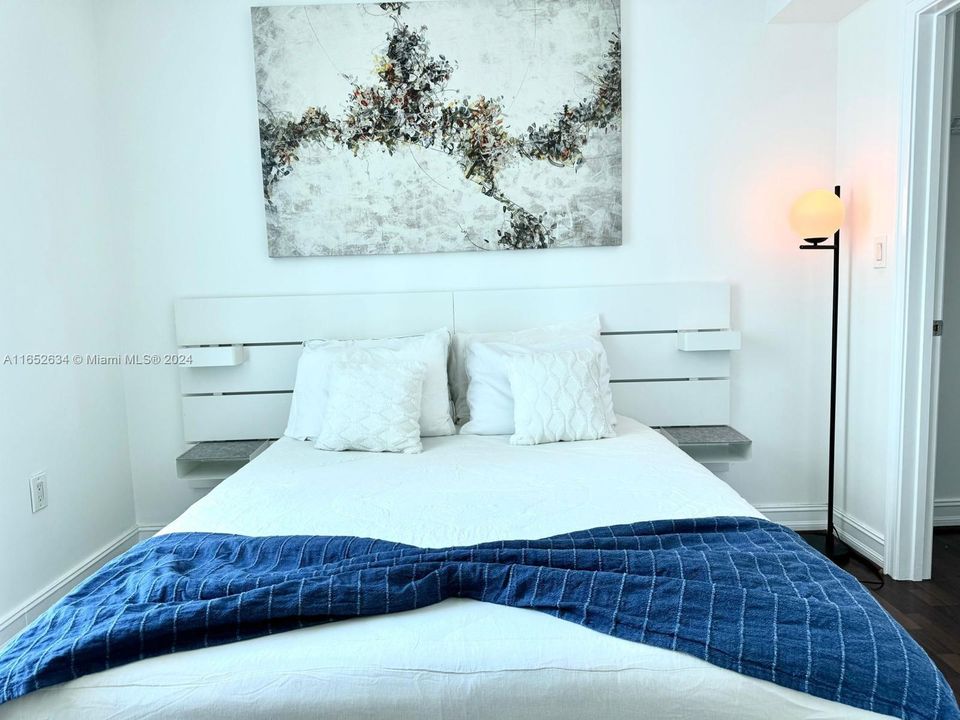 Recently Rented: $2,600 (1 beds, 1 baths, 657 Square Feet)