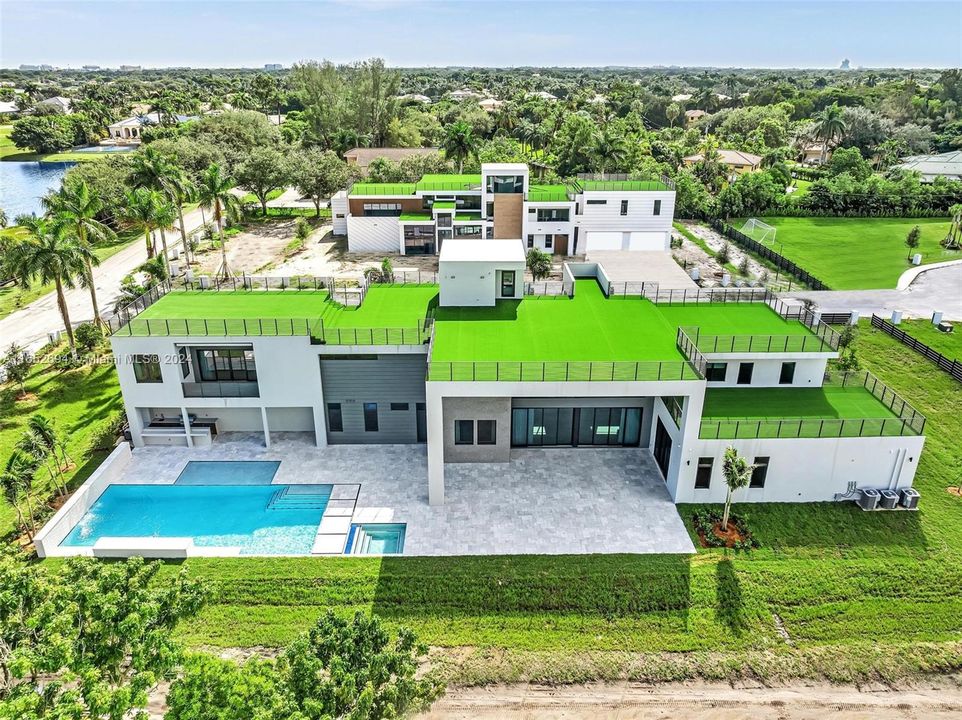 En Venta: $6,995,000 (8 camas, 8 baños, 9032 Pies cuadrados)