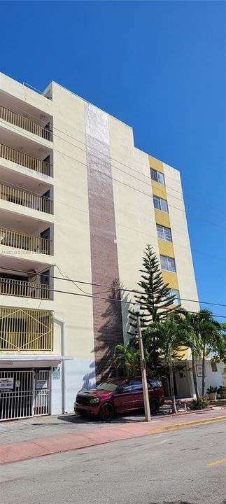 En Venta: $249,900 (1 camas, 2 baños, 783 Pies cuadrados)