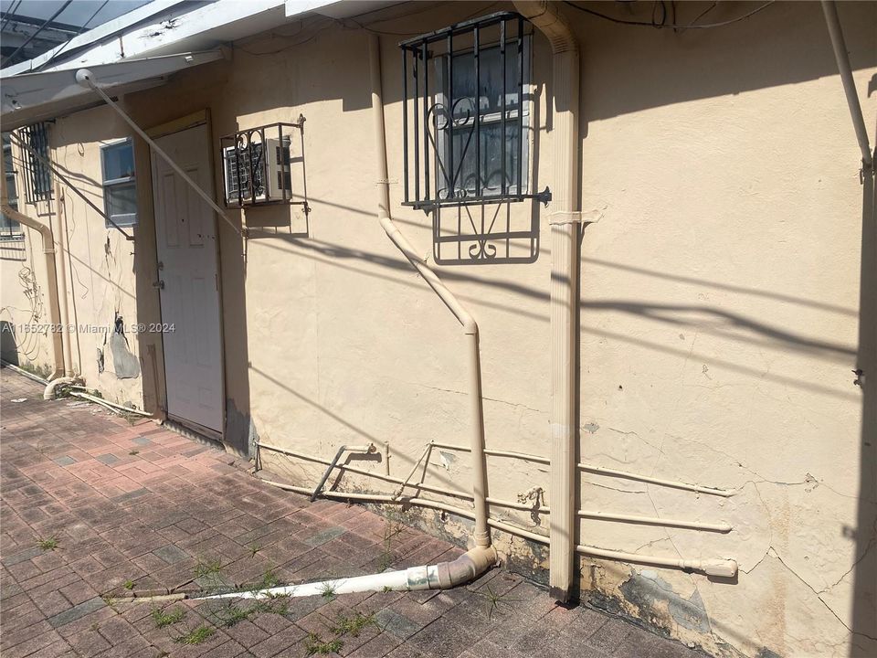 En Venta: $499,000 (2 camas, 1 baños, 2232 Pies cuadrados)