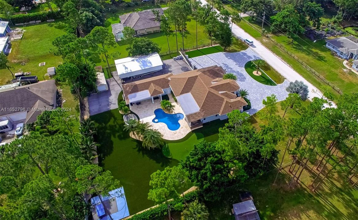 En Venta: $1,689,000 (5 camas, 4 baños, 3479 Pies cuadrados)