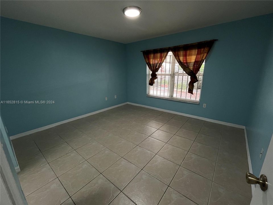 For Rent: $3,500 (2 beds, 2 baths, 1499 Square Feet)