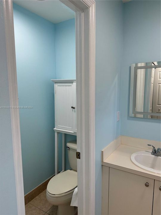 Recently Rented: $3,300 (3 beds, 2 baths, 1499 Square Feet)