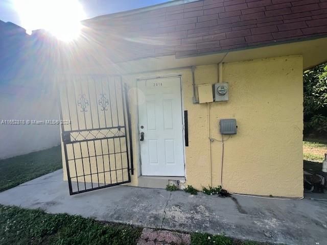 For Rent: $1,000 (0 beds, 1 baths, 3169 Square Feet)