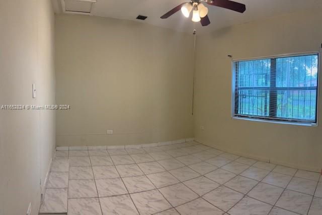 Recently Rented: $1,000 (1 beds, 1 baths, 2478 Square Feet)