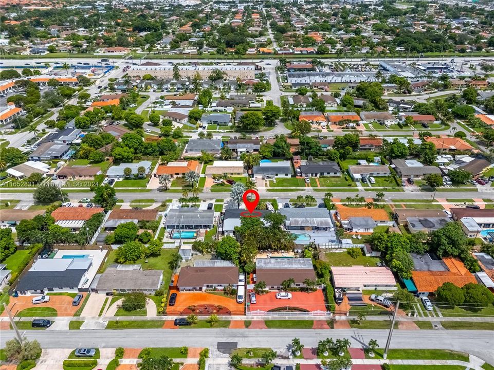 For Sale: $770,000 (4 beds, 2 baths, 1425 Square Feet)