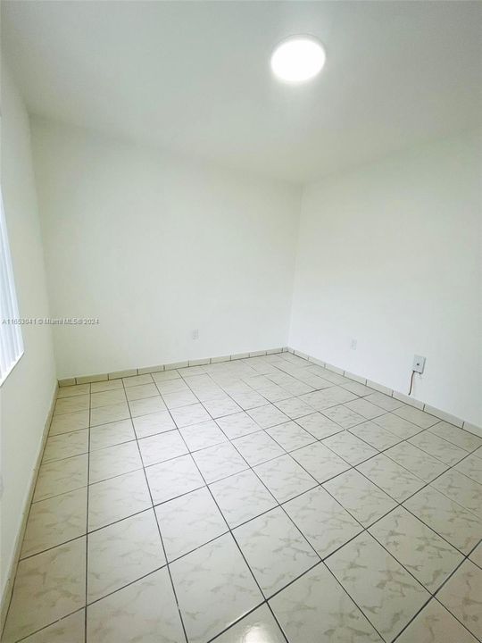 For Rent: $2,400 (2 beds, 2 baths, 856 Square Feet)