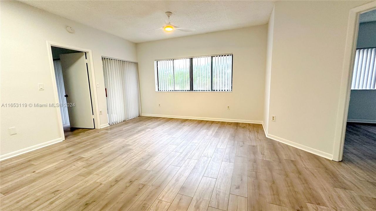 For Rent: $2,100 (2 beds, 2 baths, 858 Square Feet)