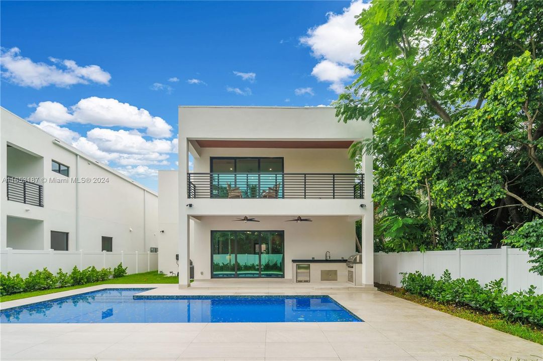 En Venta: $2,695,000 (4 camas, 5 baños, 0 Pies cuadrados)