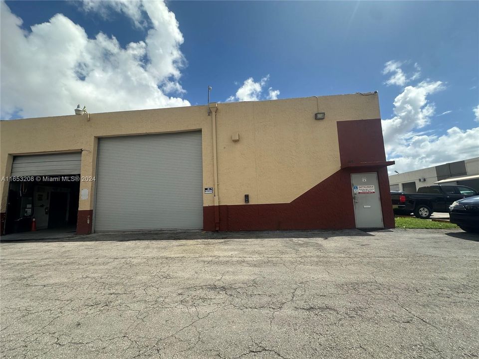 Oversized street level entrance