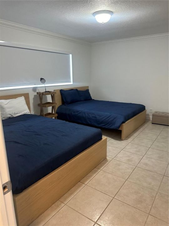 Recently Rented: $2,000 (1 beds, 1 baths, 690 Square Feet)