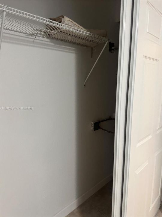 Recently Rented: $2,000 (1 beds, 1 baths, 690 Square Feet)