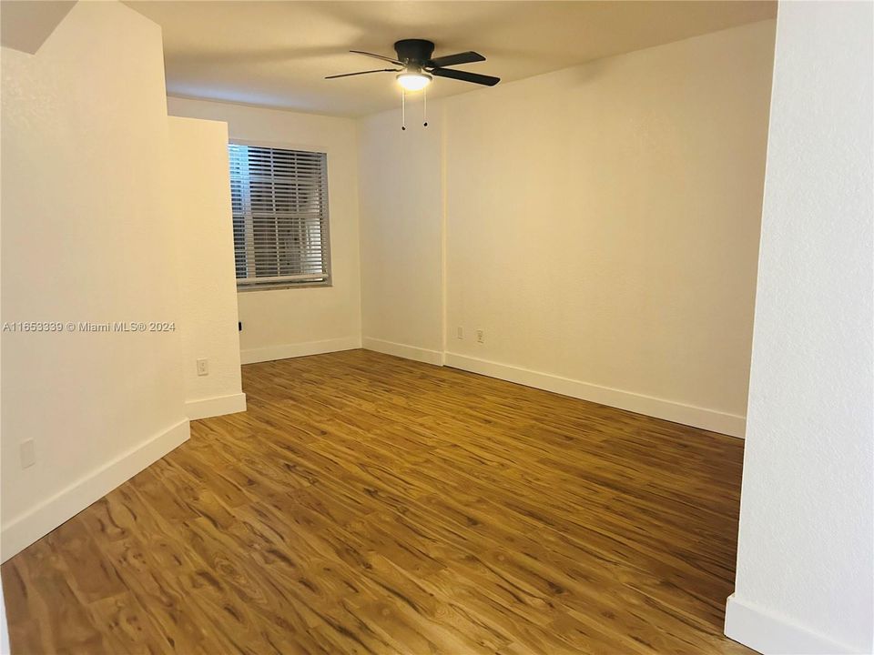 For Rent: $2,600 (2 beds, 1 baths, 1068 Square Feet)