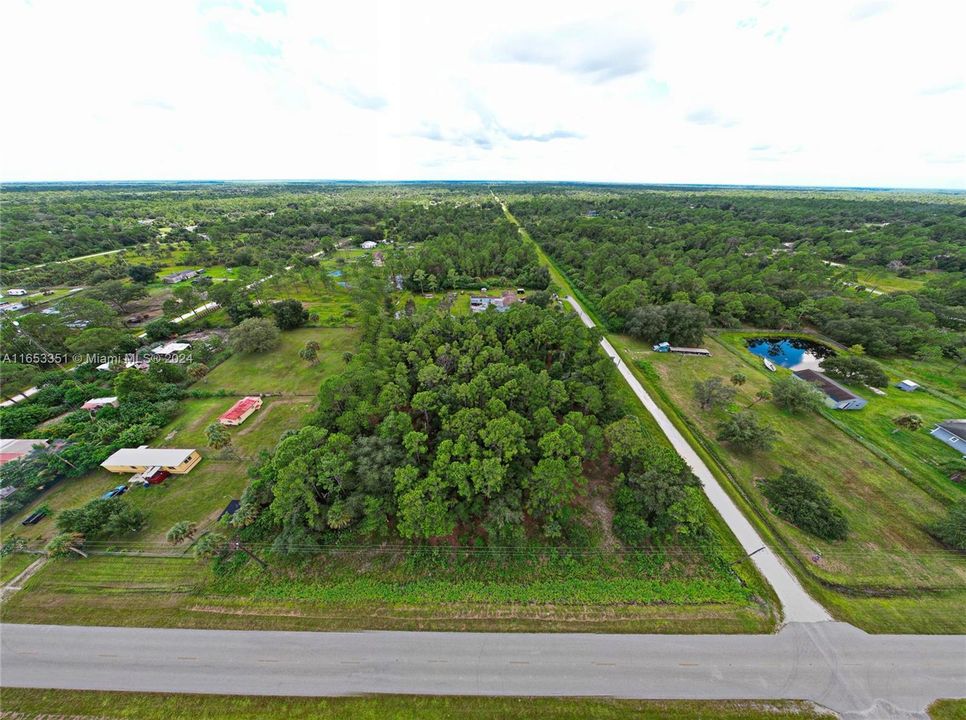 На продажу: $59,000 (1.25 acres)