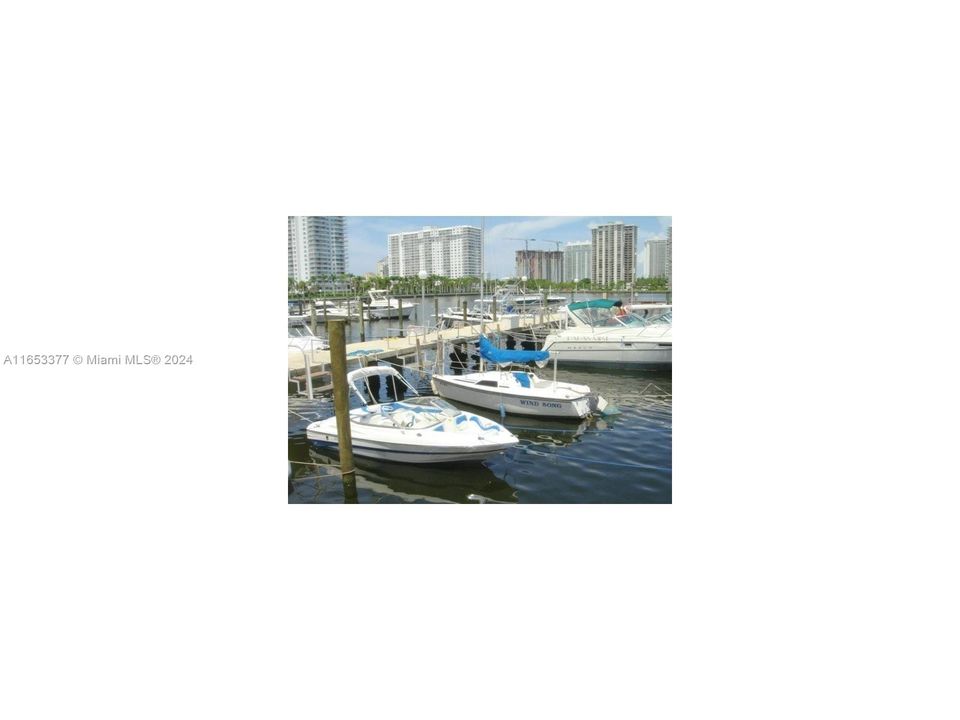 For Sale: $450,000 (2 beds, 2 baths, 1251 Square Feet)