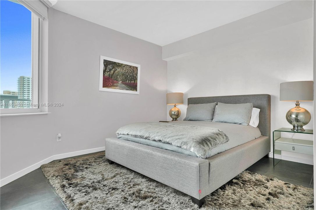 Vendido Recientemente: $725,000 (2 camas, 2 baños, 1227 Pies cuadrados)