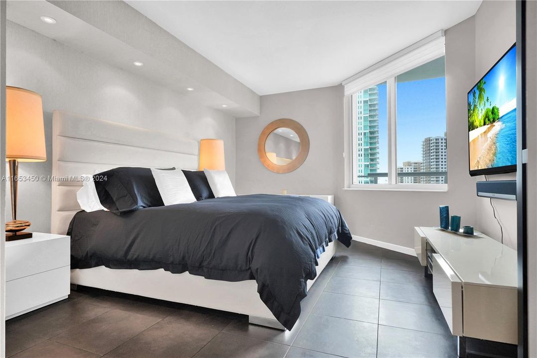 Vendido Recientemente: $725,000 (2 camas, 2 baños, 1227 Pies cuadrados)