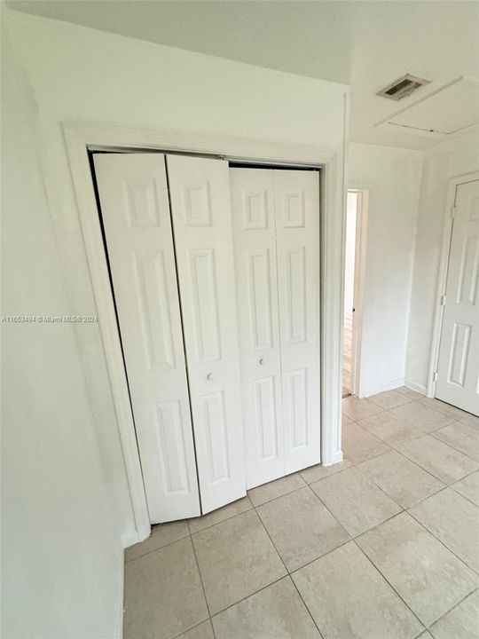 Recently Rented: $1,650 (1 beds, 1 baths, 700 Square Feet)