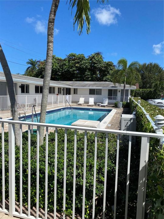 Recently Rented: $1,650 (1 beds, 1 baths, 700 Square Feet)