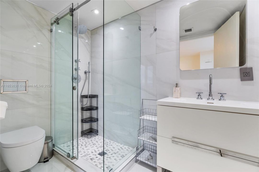 Guest Bathroom Ensuite