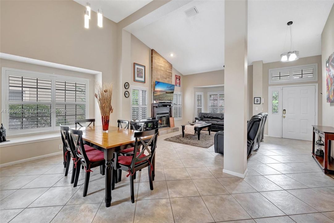 For Sale: $749,000 (4 beds, 2 baths, 2207 Square Feet)