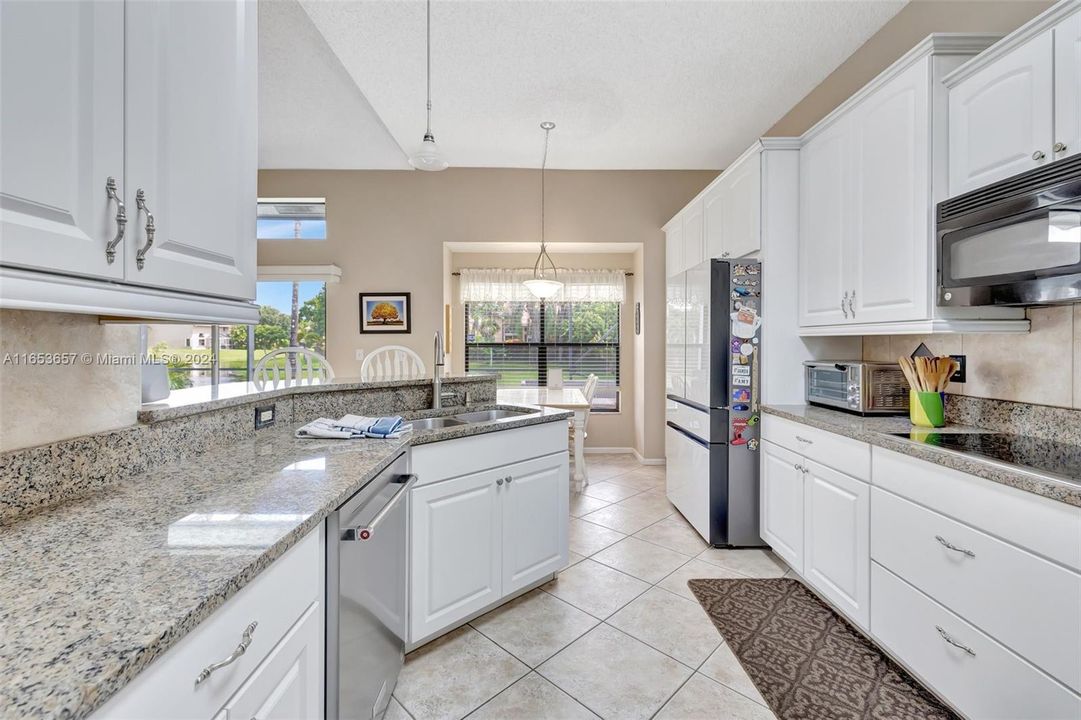 For Sale: $749,000 (4 beds, 2 baths, 2207 Square Feet)