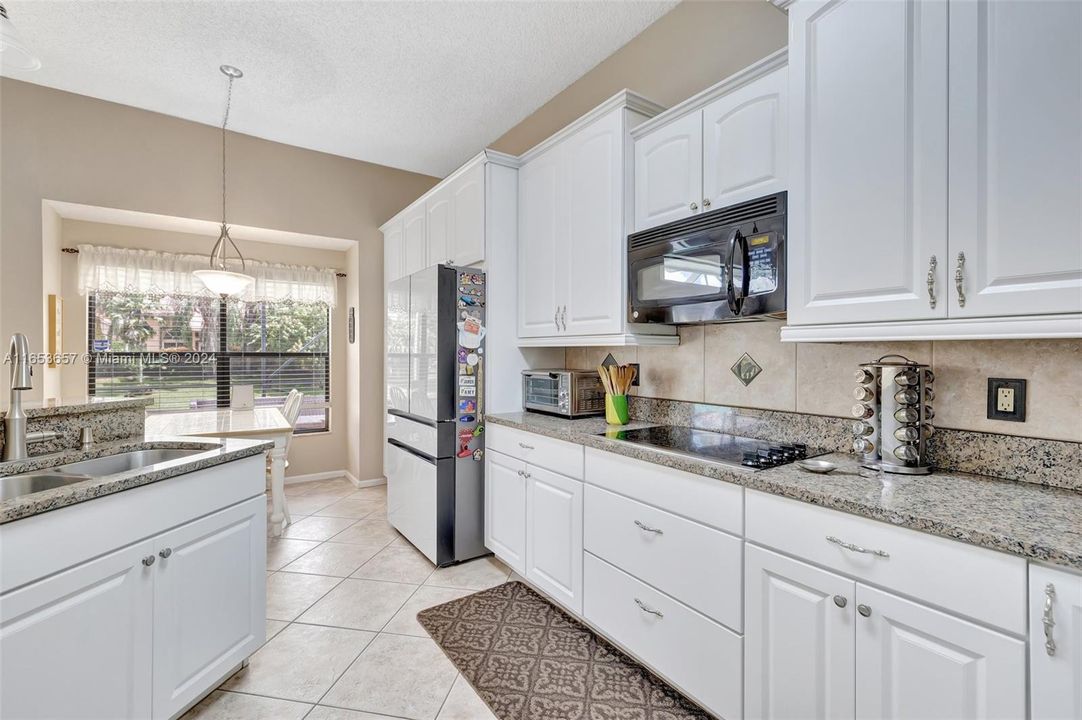 For Sale: $749,000 (4 beds, 2 baths, 2207 Square Feet)