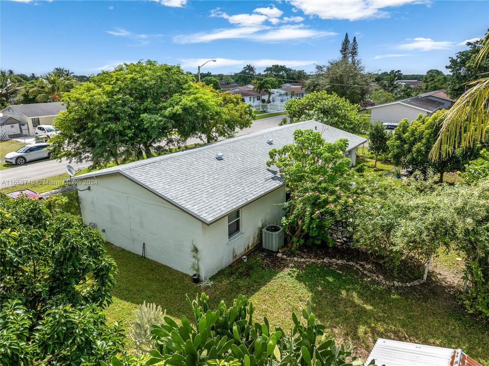 For Sale: $466,000 (3 beds, 2 baths, 1480 Square Feet)