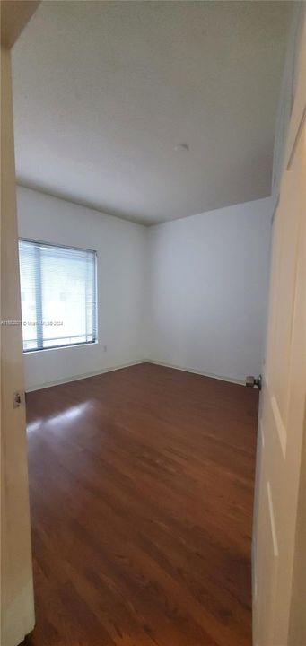 Active With Contract: $2,200 (2 beds, 2 baths, 1088 Square Feet)