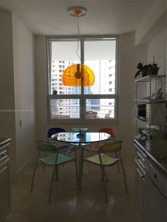 En Venta: $1,175,000 (2 camas, 2 baños, 1540 Pies cuadrados)